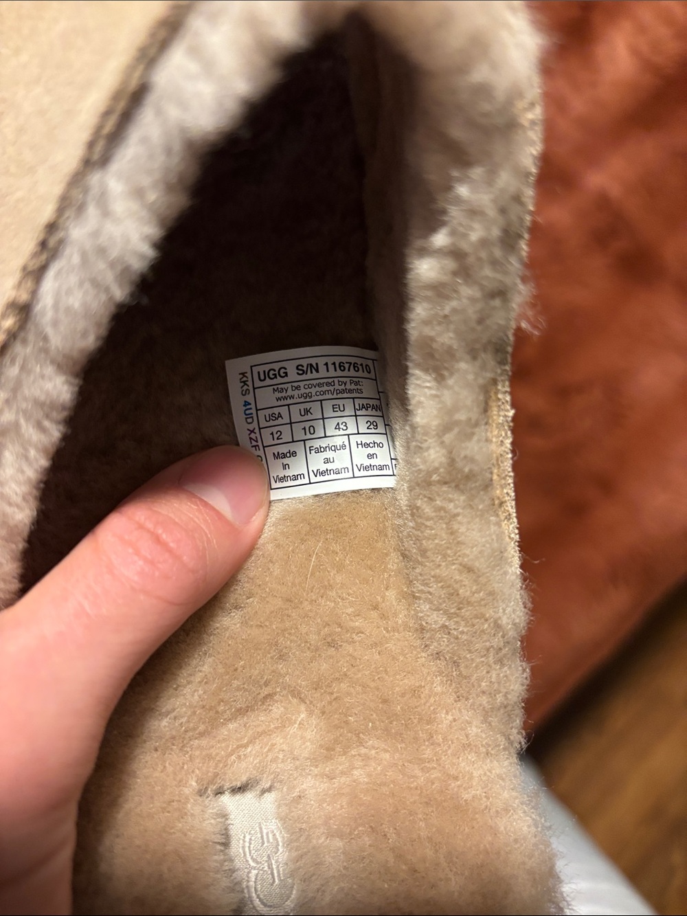 UGG Women’s Open-Toe Shearling Slide - Beige - Picture 3 of 4